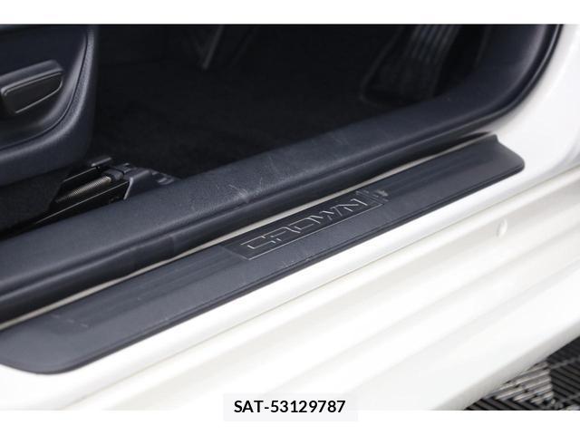 Toyota CROWN HYBRID 2020-06 8222937-14
