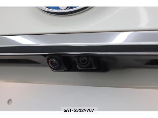 Toyota CROWN HYBRID 2020-06 8222937-7