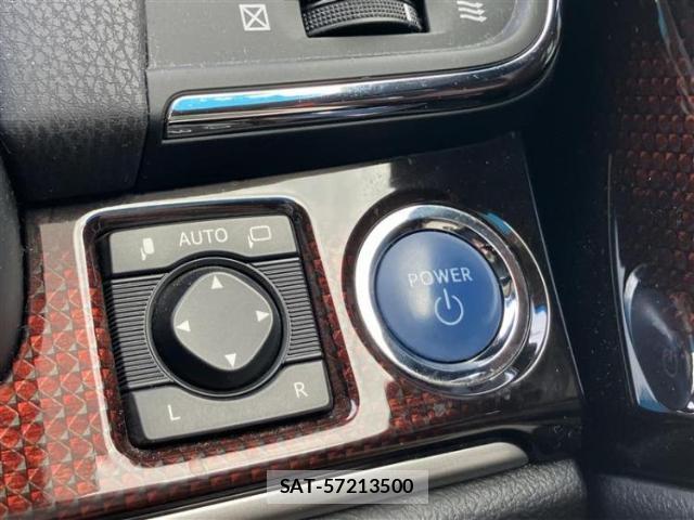 Toyota CROWN HYBRID 2017-01 8223417-15