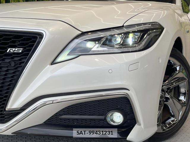 Toyota CROWN HYBRID 2019-08 8223986-11