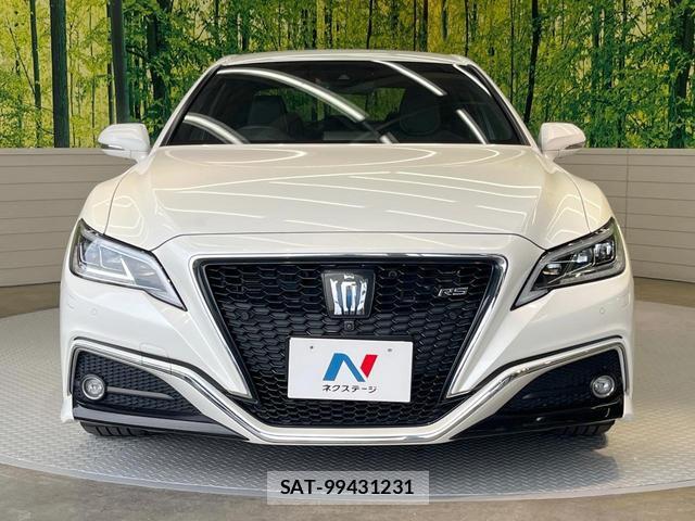 Toyota CROWN HYBRID 2019-08 8223986-13