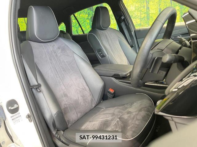 Toyota CROWN HYBRID 2019-08 8223986-7