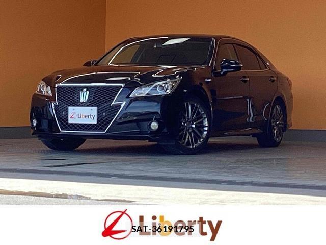 Toyota CROWN HYBRID 2015-08 8224574-0