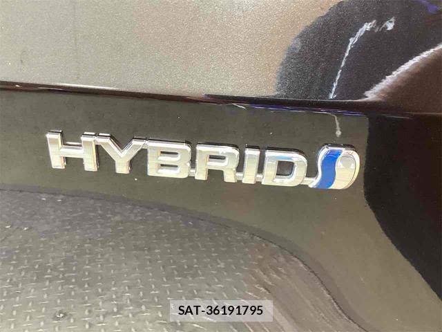 Toyota CROWN HYBRID 2015-08 8224574-19