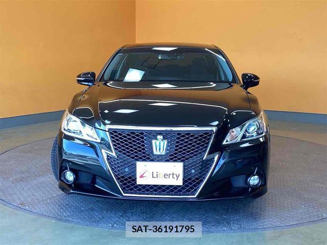 Toyota CROWN HYBRID 2015-08 8224574-3