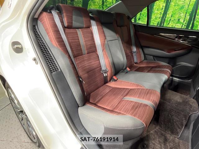 Toyota CROWN HYBRID 2015-03 8224700-8