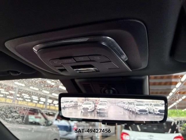 Toyota CROWN 2024-05 8216385-9
