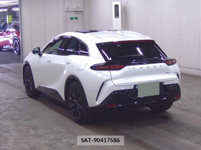 Toyota CROWN 2024-05 8217008-1