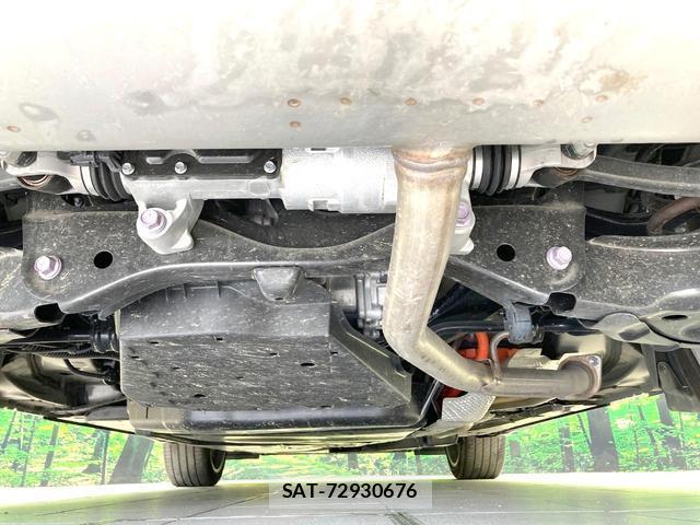 Toyota CROWN 2024-07 8218312-18