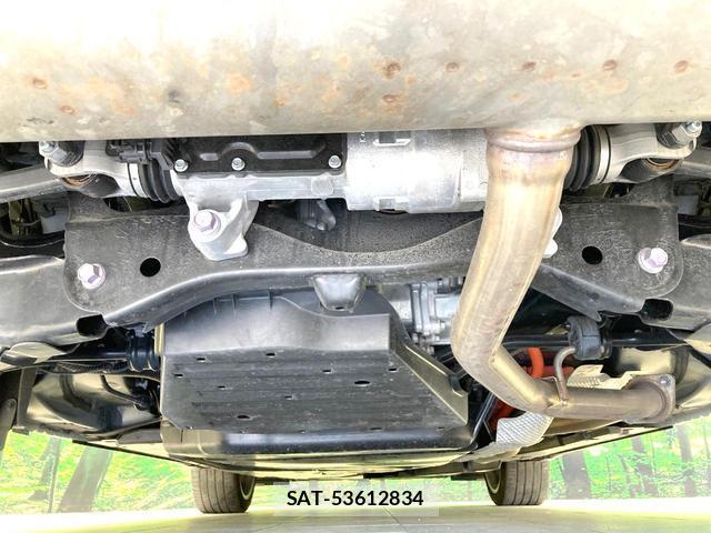 Toyota CROWN 2024-03 8218316-18