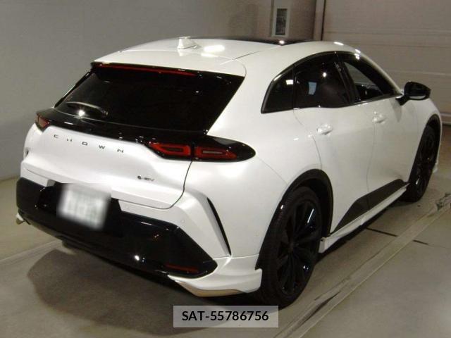 Toyota CROWN 2024-11 8218993-1