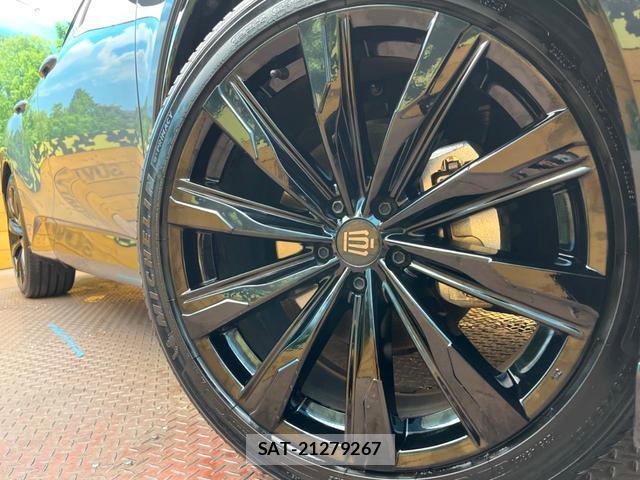 Toyota CROWN 2023-12 8219916-12