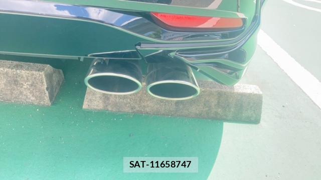 Toyota CROWN 2024-06 8220041-12