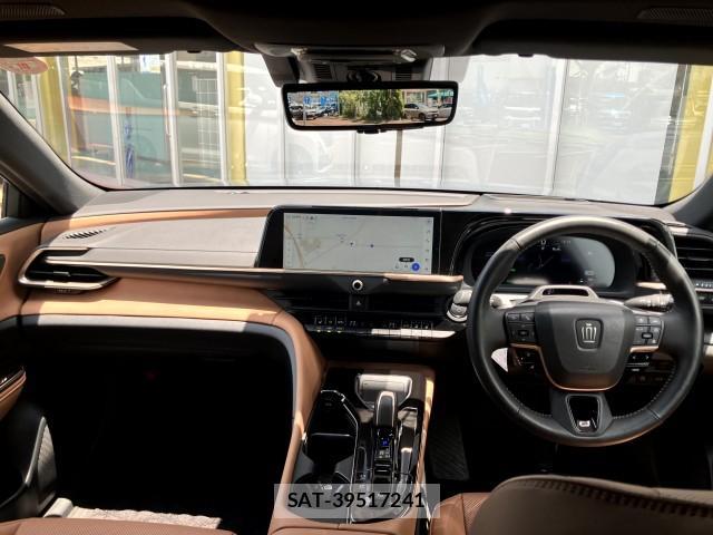 Toyota CROWN 2024-10 8222173-3