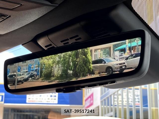 Toyota CROWN 2024-10 8222173-7