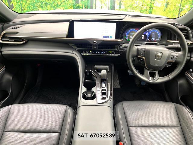 Toyota CROWN 2024-12 8222749-1