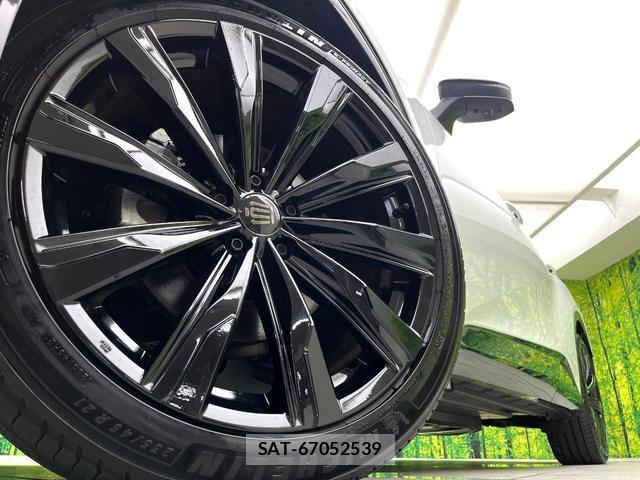 Toyota CROWN 2024-12 8222749-12