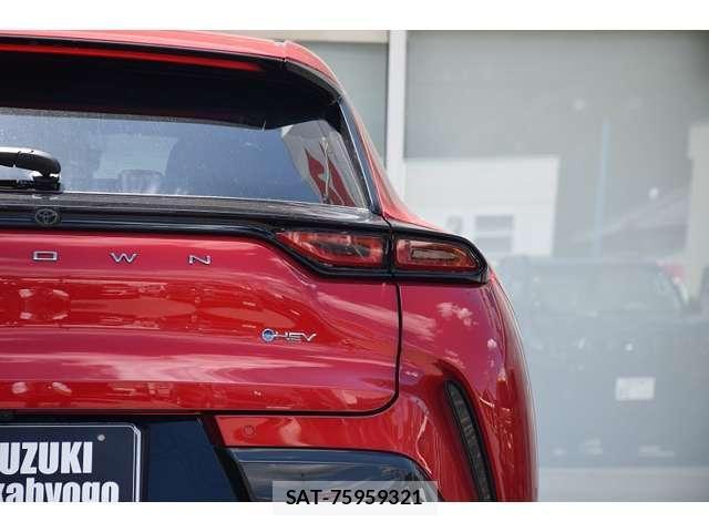 Toyota CROWN 2023-11 8223224-12