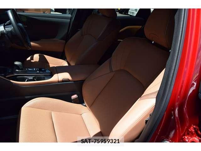 Toyota CROWN 2023-11 8223224-17