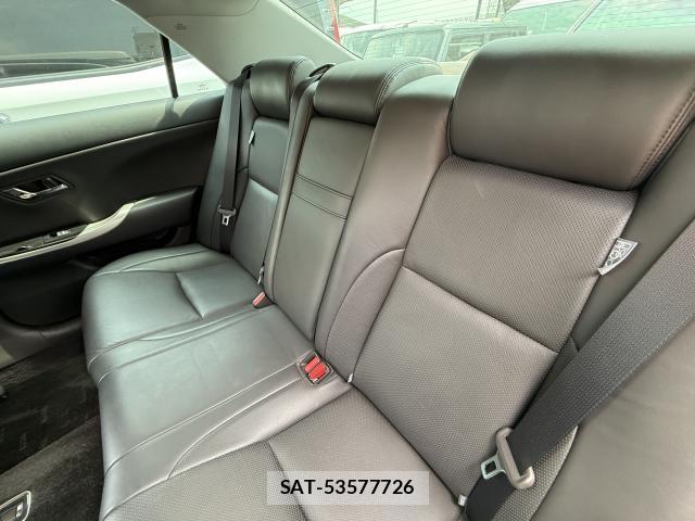 Toyota CROWN 2010-12 8216715-3