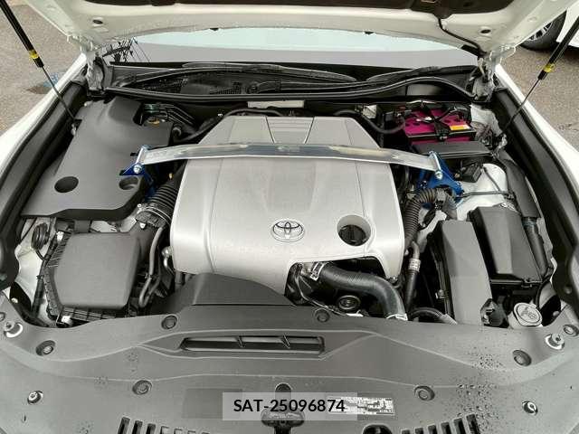 Toyota CROWN 2016-03 8218129-17