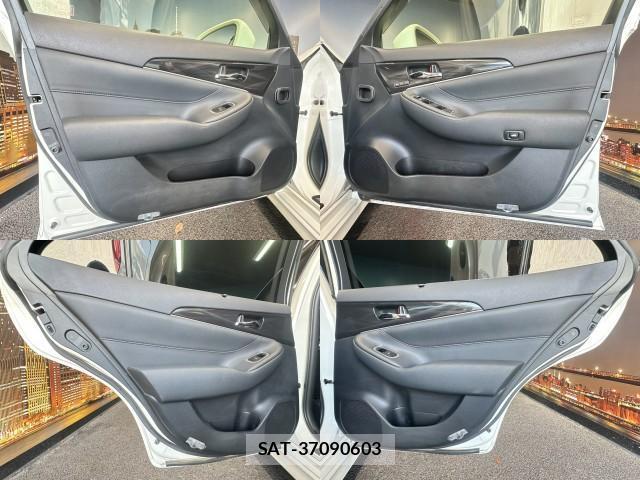 Toyota CROWN 2013-05 8218462-6