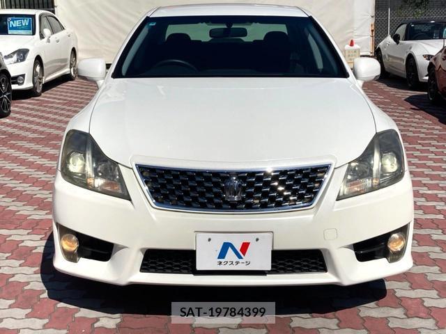 Toyota CROWN 2010-03 8219491-13