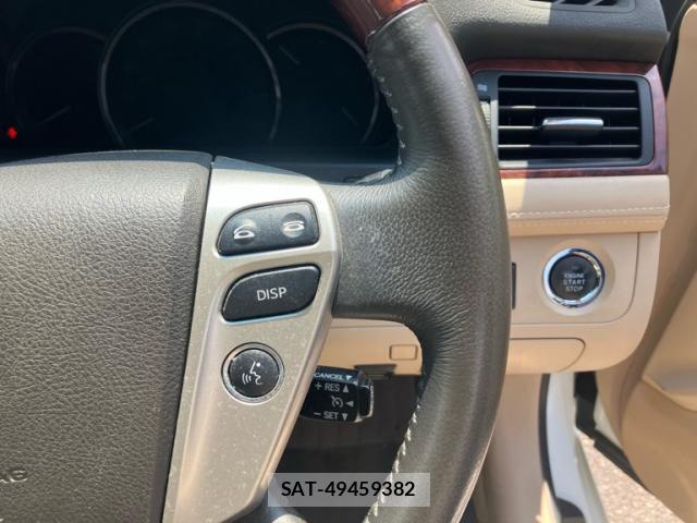 Toyota CROWN 2012-06 8219573-17