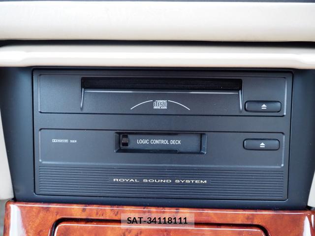 Toyota CROWN 2002-03 8220334-8