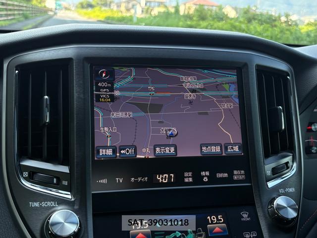 Toyota CROWN 2013-07 8220818-12