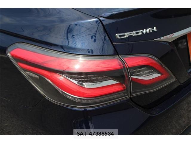 Toyota CROWN 2019-09 8221922-18
