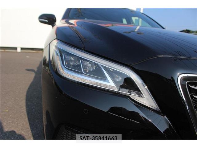 Toyota CROWN 2020-06 8221923-10