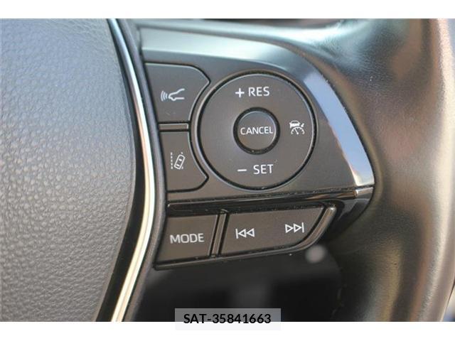 Toyota CROWN 2020-06 8221923-4