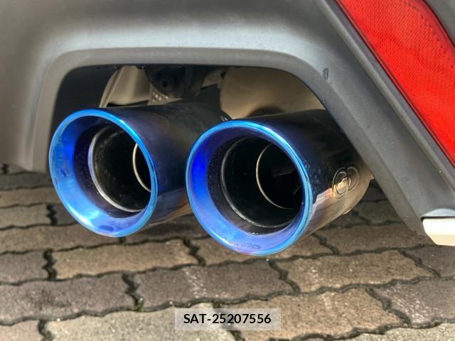 Toyota CROWN 2018-08 8222174-7