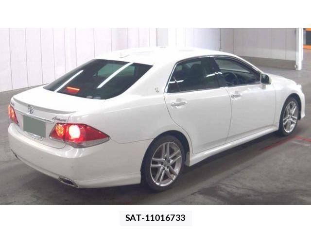 Toyota CROWN 2010-06 8222554-2
