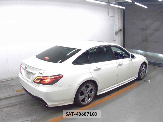 Toyota CROWN 2019-07 8223165-1