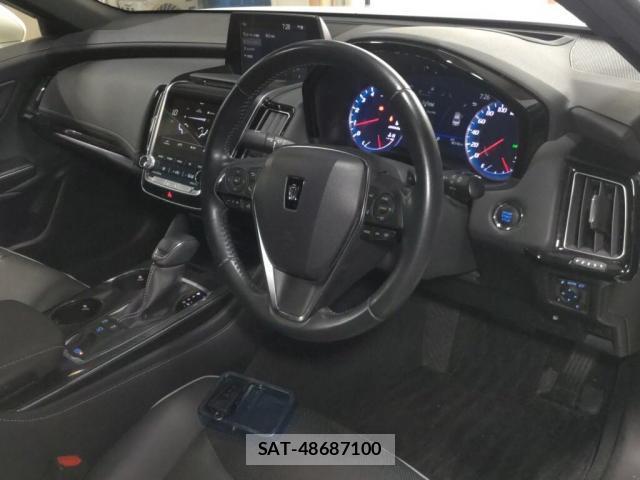Toyota CROWN 2019-07 8223165-2