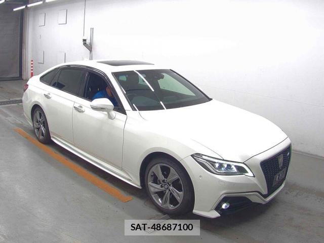 Toyota CROWN 2019-07 8223165-4