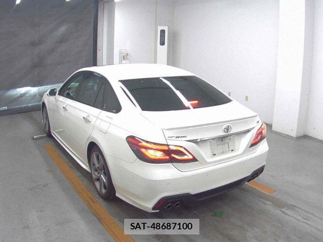 Toyota CROWN 2019-07 8223165-5