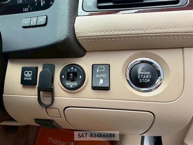 Toyota CROWN 2011-10 8223200-14