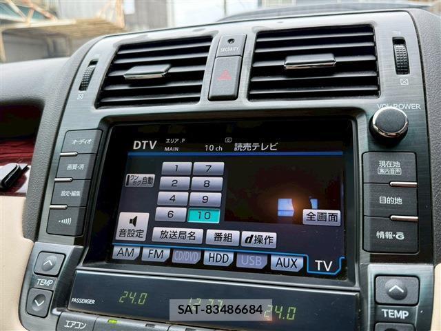 Toyota CROWN 2011-10 8223200-3