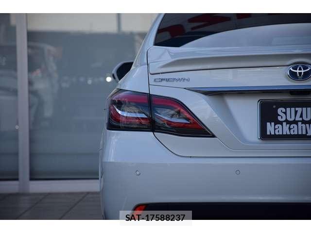 Toyota CROWN 2019-09 8223213-10