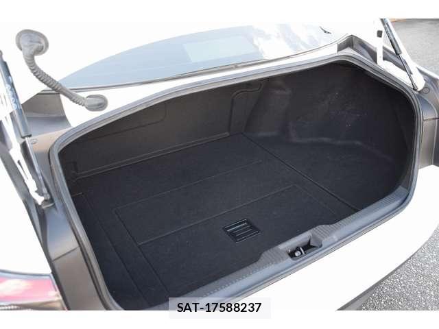 Toyota CROWN 2019-09 8223213-16