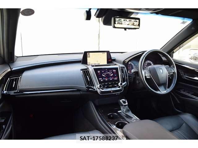 Toyota CROWN 2019-09 8223213-17