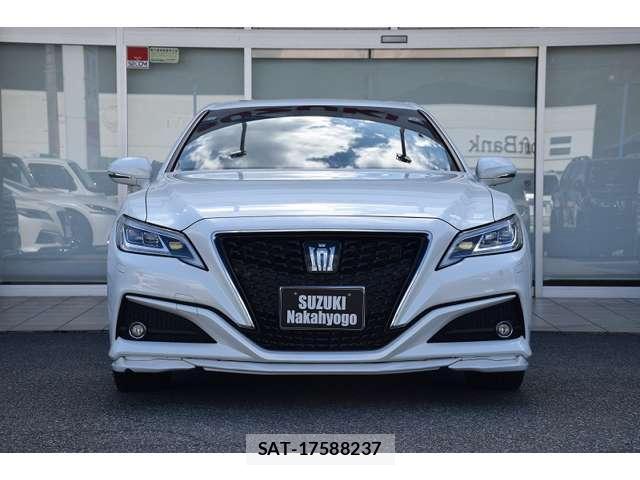 Toyota CROWN 2019-09 8223213-4