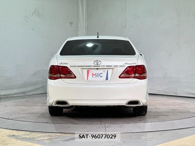 Toyota CROWN 2009-02 8224047-15