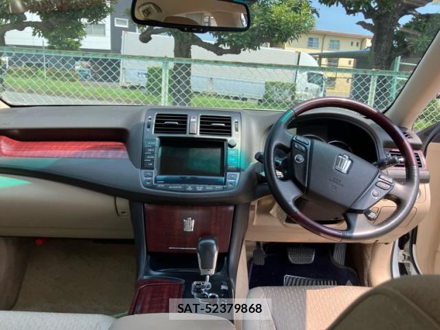 Toyota CROWN 2008-05 8224156-7