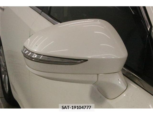 Toyota CROWN 2015-11 8224210-10