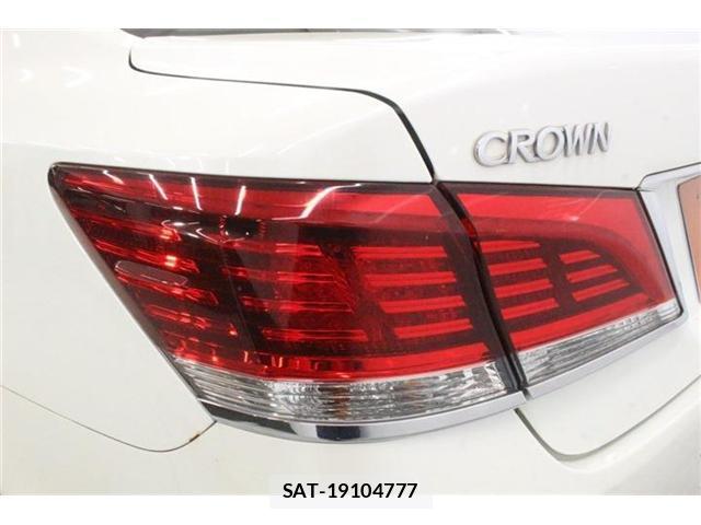 Toyota CROWN 2015-11 8224210-18