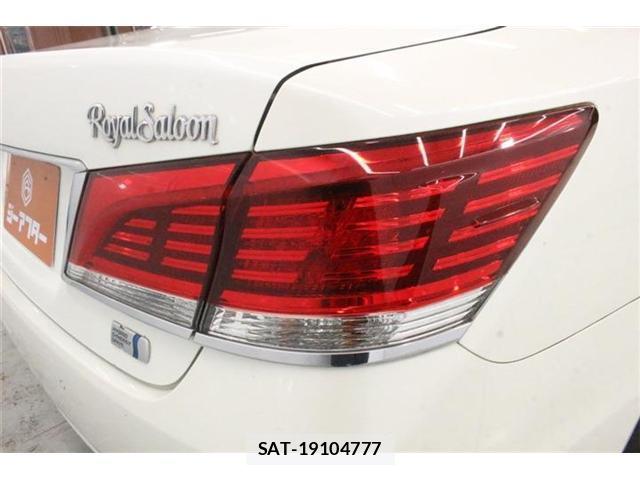 Toyota CROWN 2015-11 8224210-19